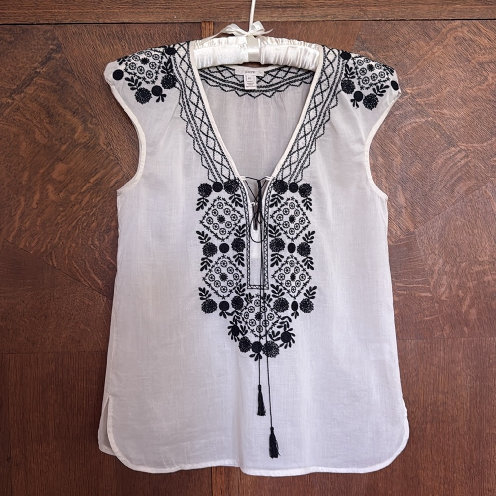 J Crew embroidered peasant top tassel tie neckline EXCELLENT like new